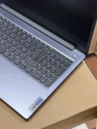 لابتوب لينوفو أحدث إصدار بحالة شبه جديدة (استعمال مرتين فقط) 💥💻 8
