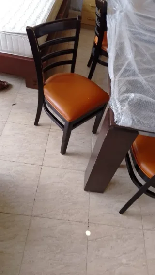 طاولة سفره 2