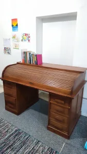 مكتب انتيكا 4