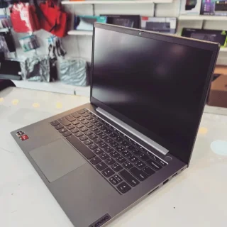 Lenovo ThinkBook