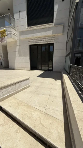 شقة ارضية للبيع في عمان طريق المطار شارع الخدمة الغباشية قرب مطعم بوراك التركي 3
