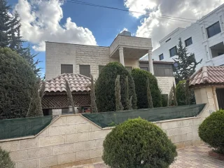فيلا للبيع منطقة شفابدران -الكوم 6