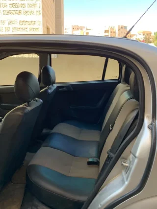سيارة اوبل استرا موديل ٢٠٠٢ 13