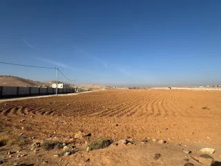 🏡 فرصتك لامتلاك قطعة أرض مميزة 🏡