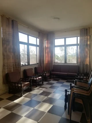 بيت طابقين مستقل مساحه الارض 1800 ومساحه البناء 450  جاهز للسكن  او الاستثمار 3