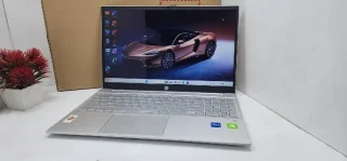 Laptop HP PAVILLION