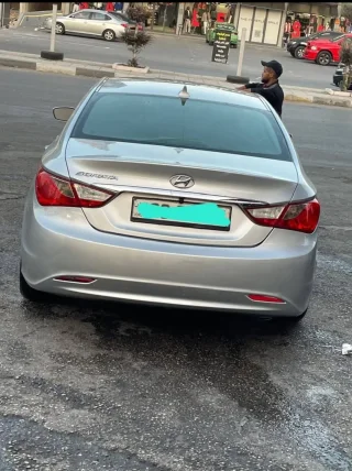 Hyundai sonata 2012 4