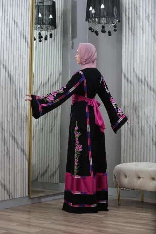 ✔️موسم جدييييييد✔️ثوب التراثي بأجمل الألوان تطريز فخم✔️متوفر لجميع الأحجام ✅✅✅✅✅✅✅ا