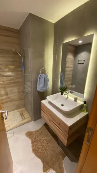 شقق دماك 8