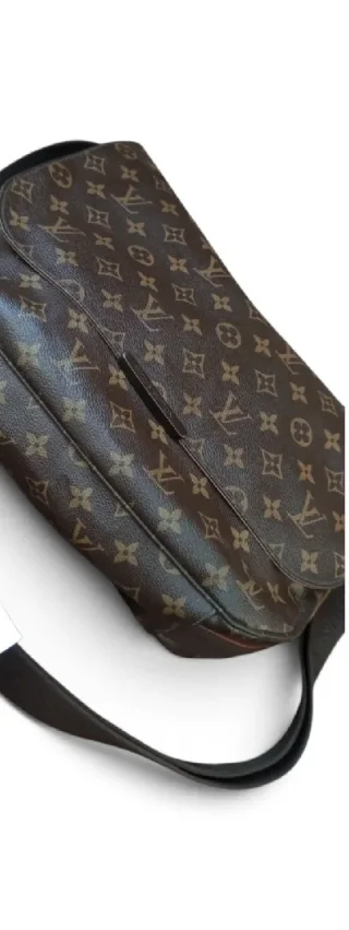 Louis Vuitton Authentic
