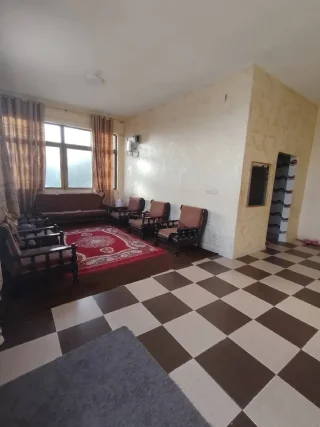 بيت طابقين مستقل مساحه الارض 1800 ومساحه البناء 450  جاهز للسكن  او الاستثمار 13