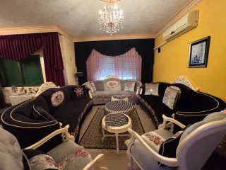 شقة كبيره للبيع في المدينة الرياضية