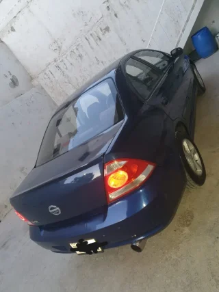 نيسان صني 2010 للبيع