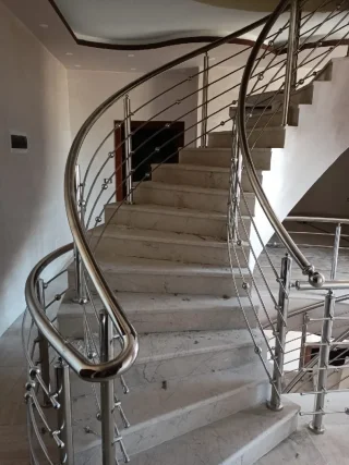 دربزينات وديكورات ستانليس ستيل وزجاج سيكوريت 15