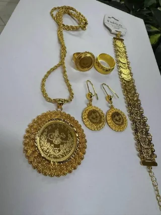 طقم ذهب ايطالي