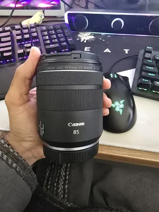 Canon RF 85mm F2 كانون