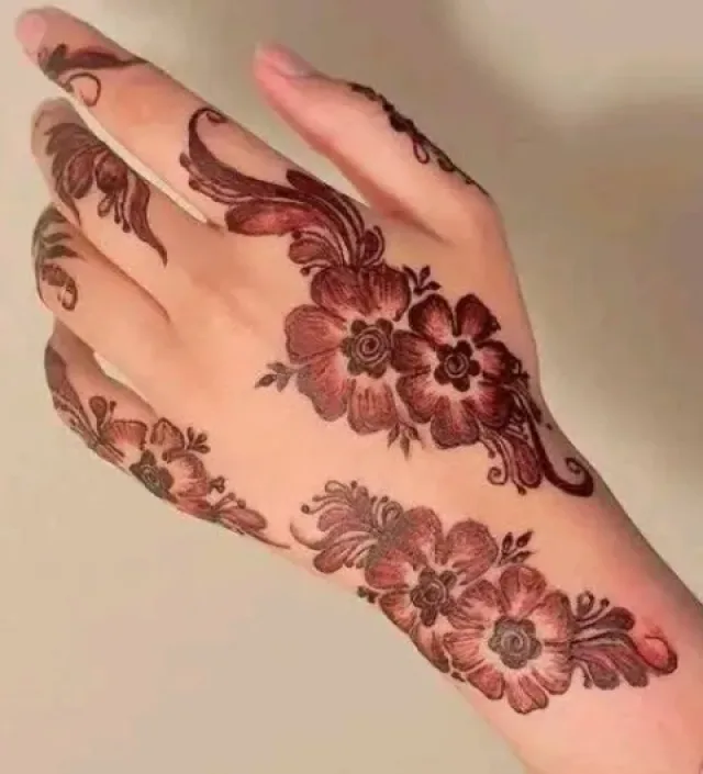 رسومات نقش حناء طبيعي بحريني 3