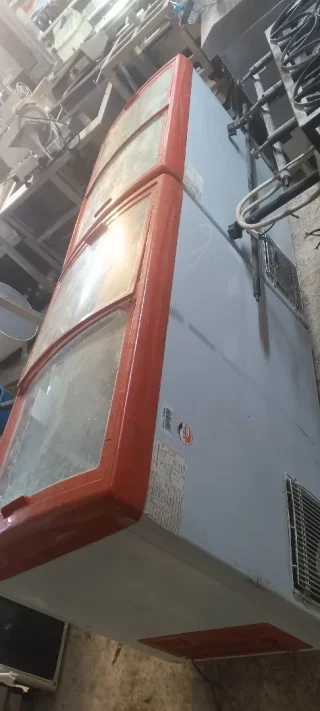 فريزر بطح مستورد 3