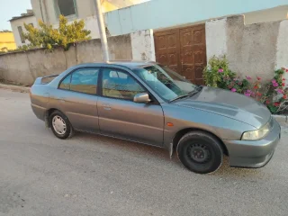 ميتسوبيشي لانسر موديل 2000