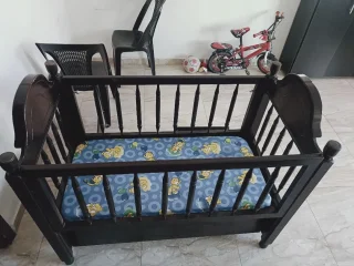 سرير اطفال للبيع 6
