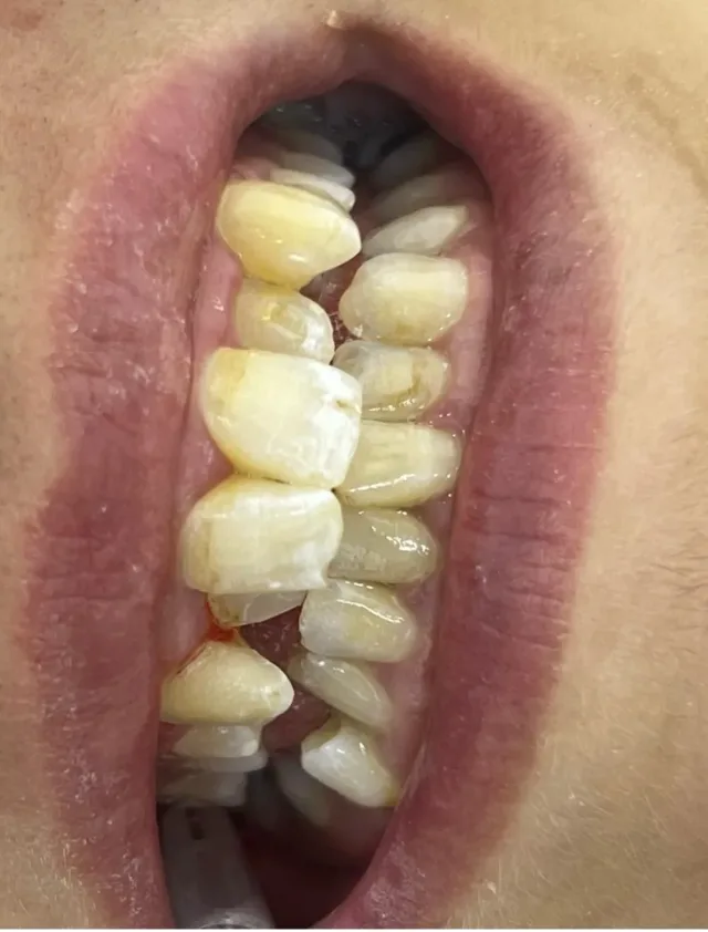oval dental clinic 9