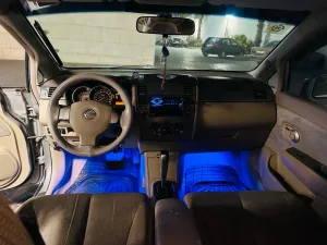 nissan tida 2006 9