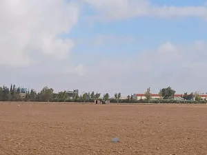 أرض للبيع في الجيزة قرب شارع المطار 4