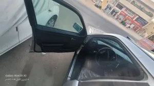 بسم الله الرحمن الرحيمللبيمرسيدس بنز C200 موديل 1997 أصلي لون سلفرماتور 2000cc ا 2