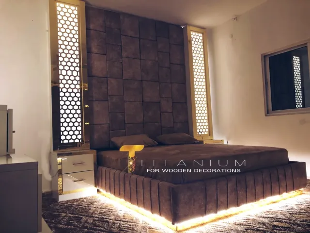 TITANIUM FOR WOODEN DECORATION