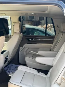 GMC YOKON DINALi 2023 8