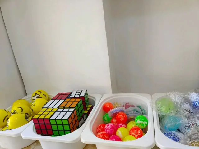 مكتبة ترف 10