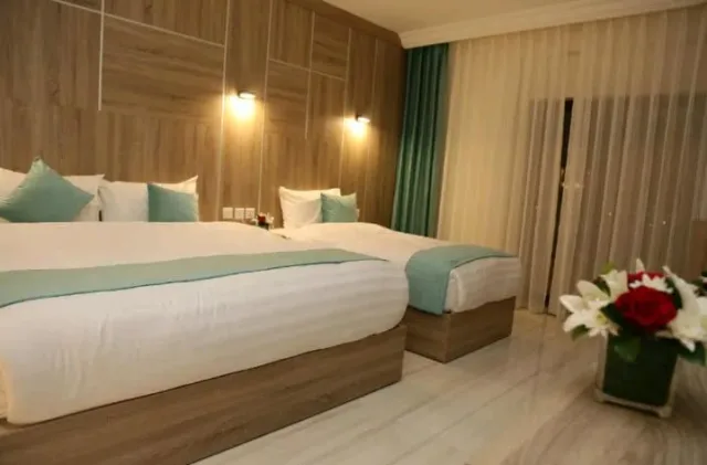 Turquoise hotel 2