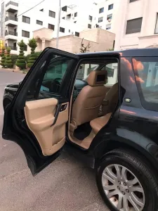 LR2 Landrover 9