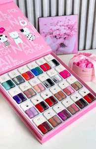 *طقم المناكير Nail Polish* 3