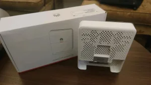 اكستندر هواوي  FTTR OptiXstar F30 -  Wi-Fi 6 فائق السرعة 3