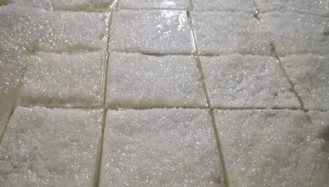 جبنة غنم بيضاء مغلية وزن أربعة كيلو
