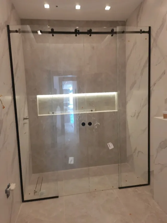 Shaheen Glass & Mirror 11