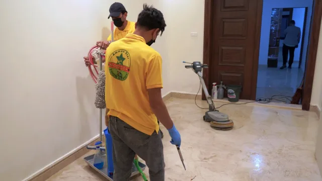 نجم عمان لخدمات التنظيف و التعقيم 13