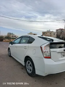 بريوس 2010 للبيع 3