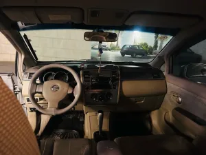 nissan tida 2006 6