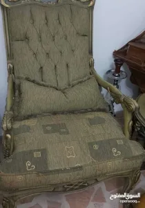 غرفة صيوف مع طقم طاولات 2