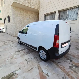 رينو دوكر 2022 10