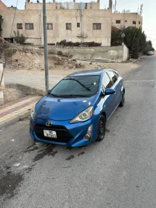 تويوتا بريوس سي للبيع 5