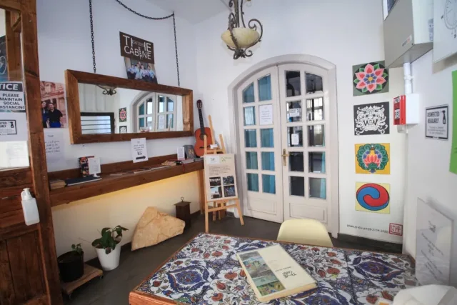 The Cabin Hostel 8
