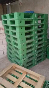 معرض بيع وشراء طبليات بلاستيك