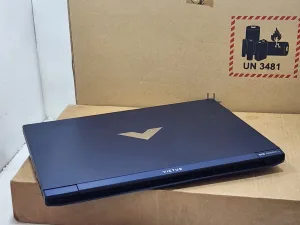 HP victus gaming 4