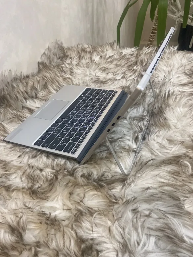 Laptop Support CENTER 10