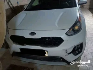 كيا نيرو هايبرد للبيع موديل 2019 11