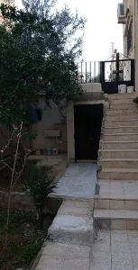 بيت مستقل بالإضافة لتسوية بمدخل مستقل للبيع 9