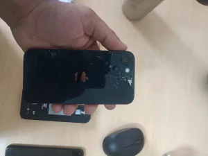 ايفون ١٣ 6